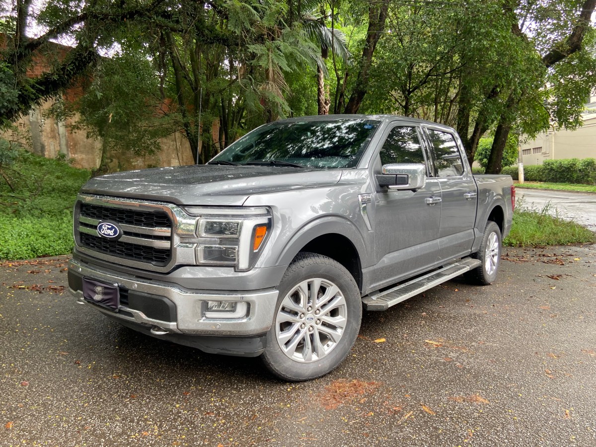 FORD F-150 LARIAT: força bruta e conforto com 405&nbsp;cv