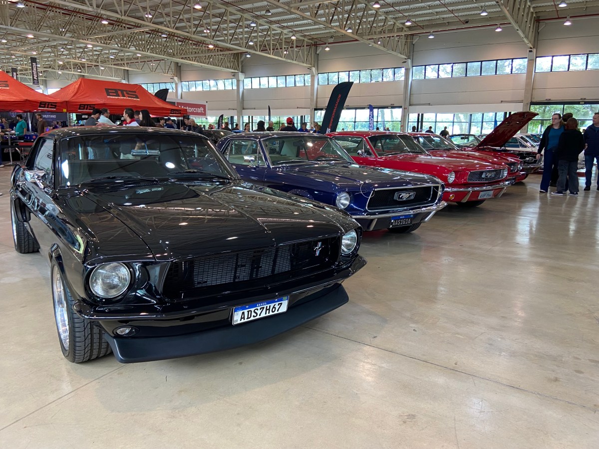 25º MUSTANG MEETING: MAIS DE 300 CARROS EM&nbsp;CURITIBA