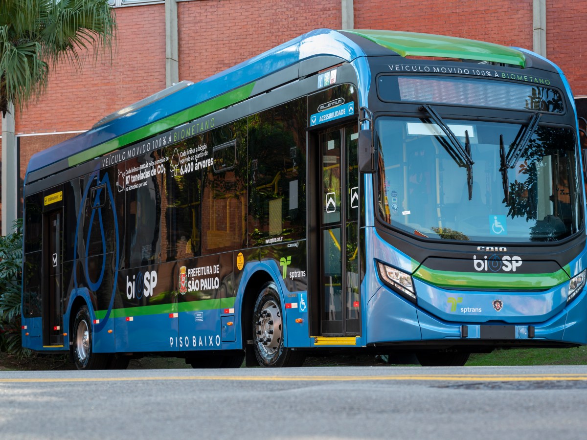 Scania antecipa novidades da Lat.Bus com a chegada do Super Ônibus e um novo urbano a gás 